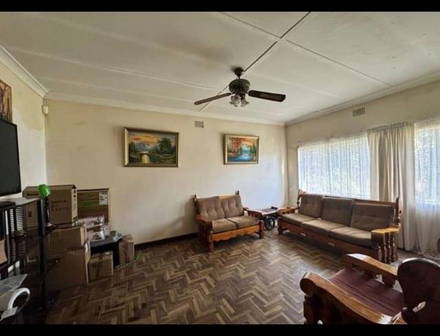 3 BEDROOM HOUSE FOR SALE IN RUSTENBURG EAST